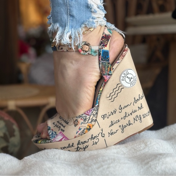 SOLD Alice & Olivia wedges unique sandals ankle strap shoes - Picture 4 of 14
